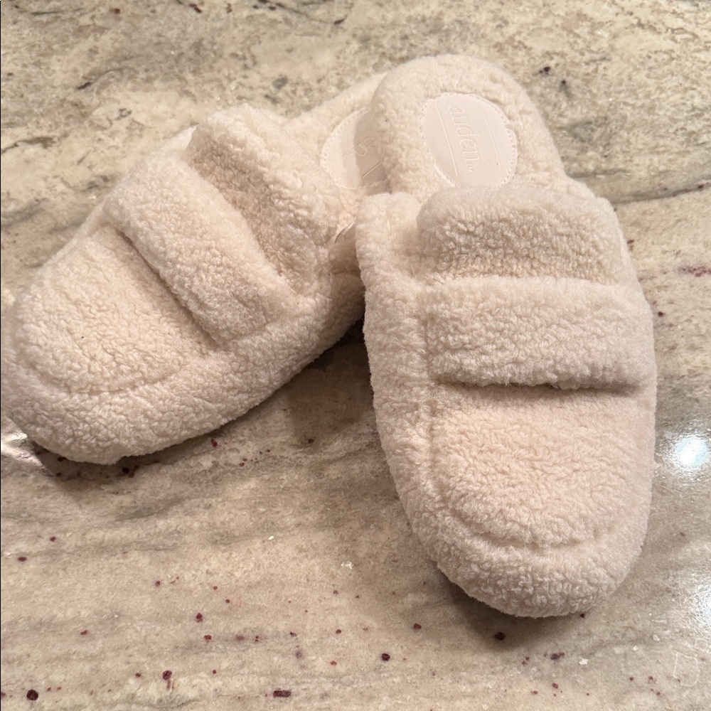 Cozy Cream Adult Slippers